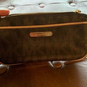 Michael Kors make up bag